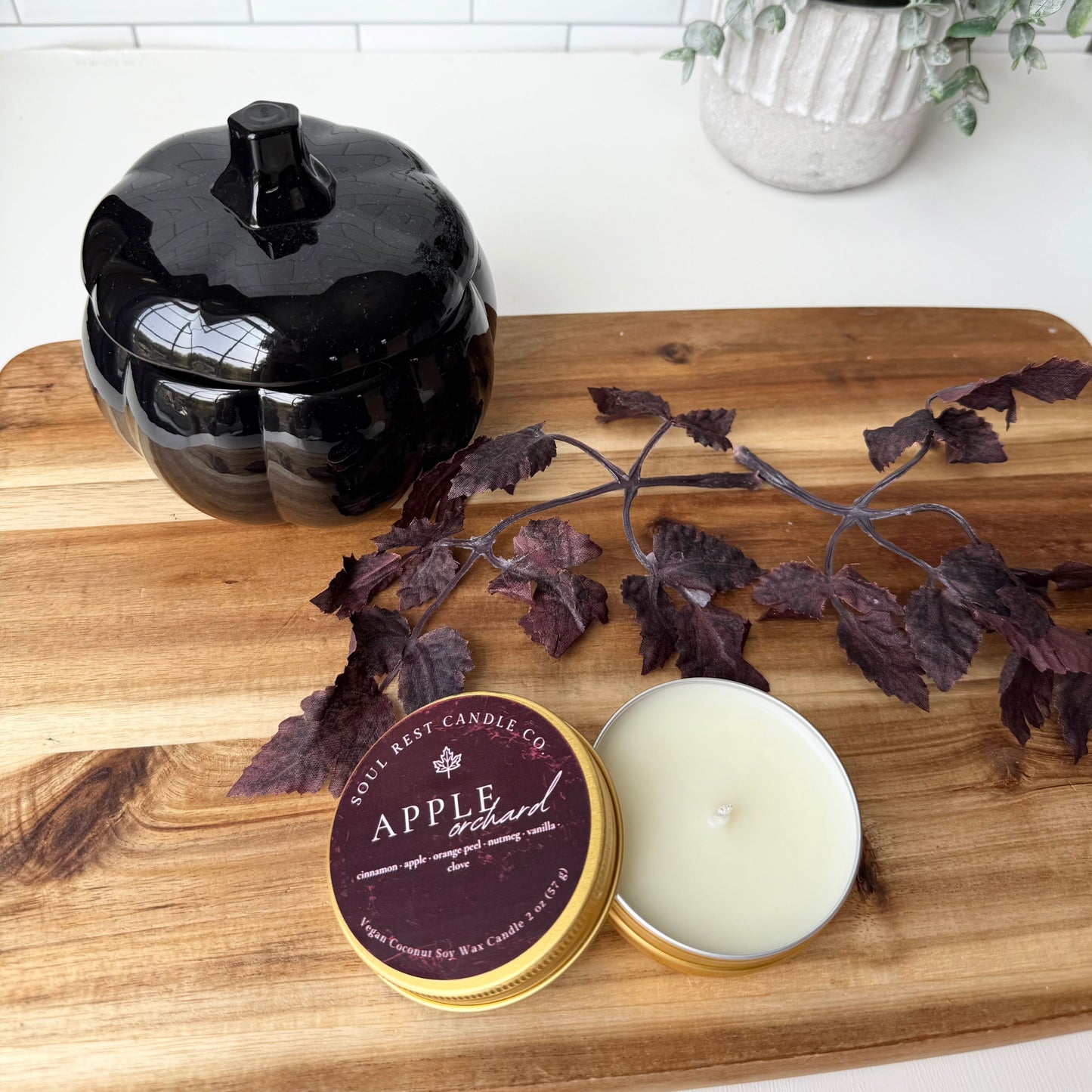 Black Pumpkin Jar 14 oz Double-Wick Candle