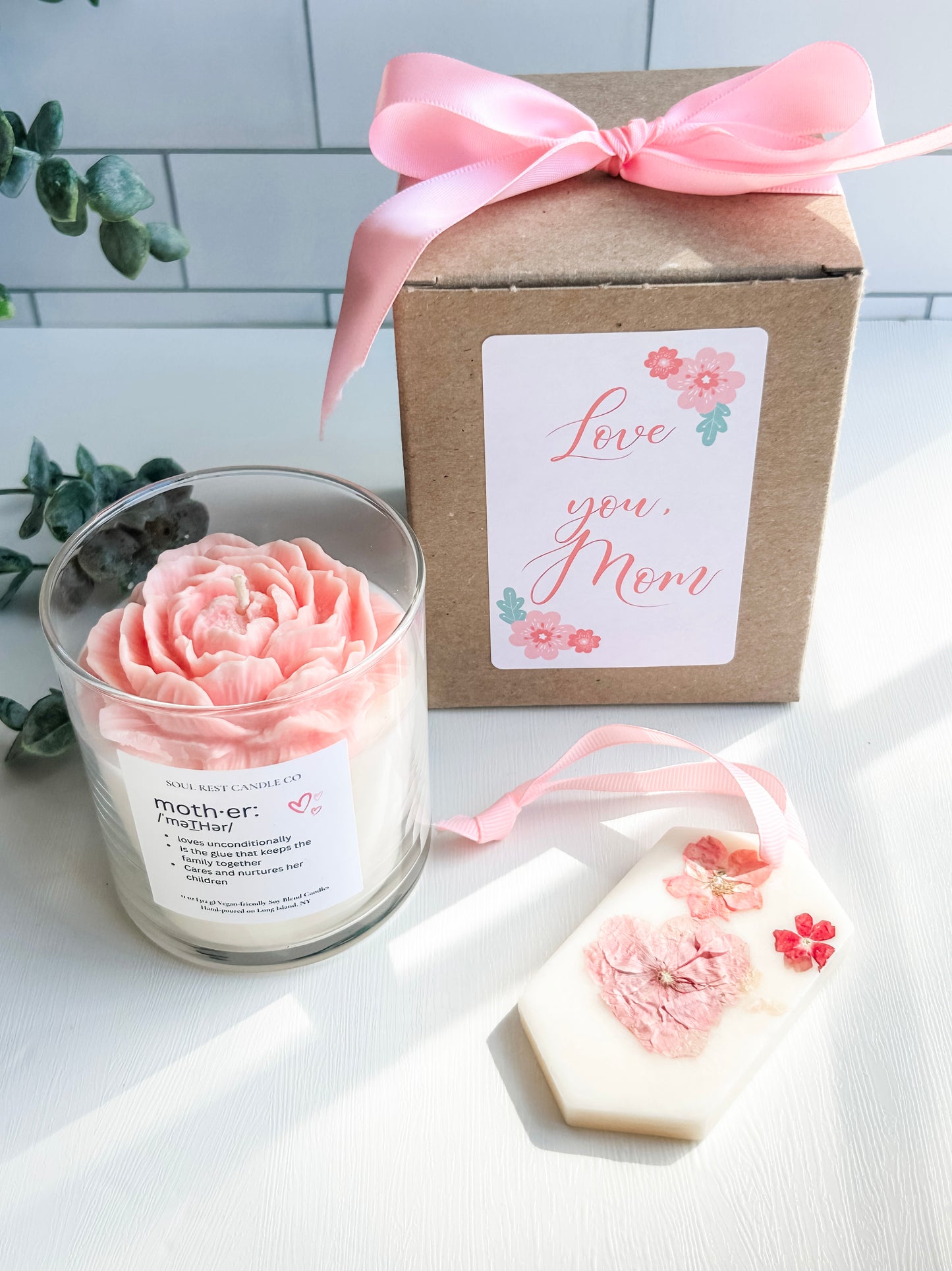 Magnolia & Peony 9oz Flower Candle