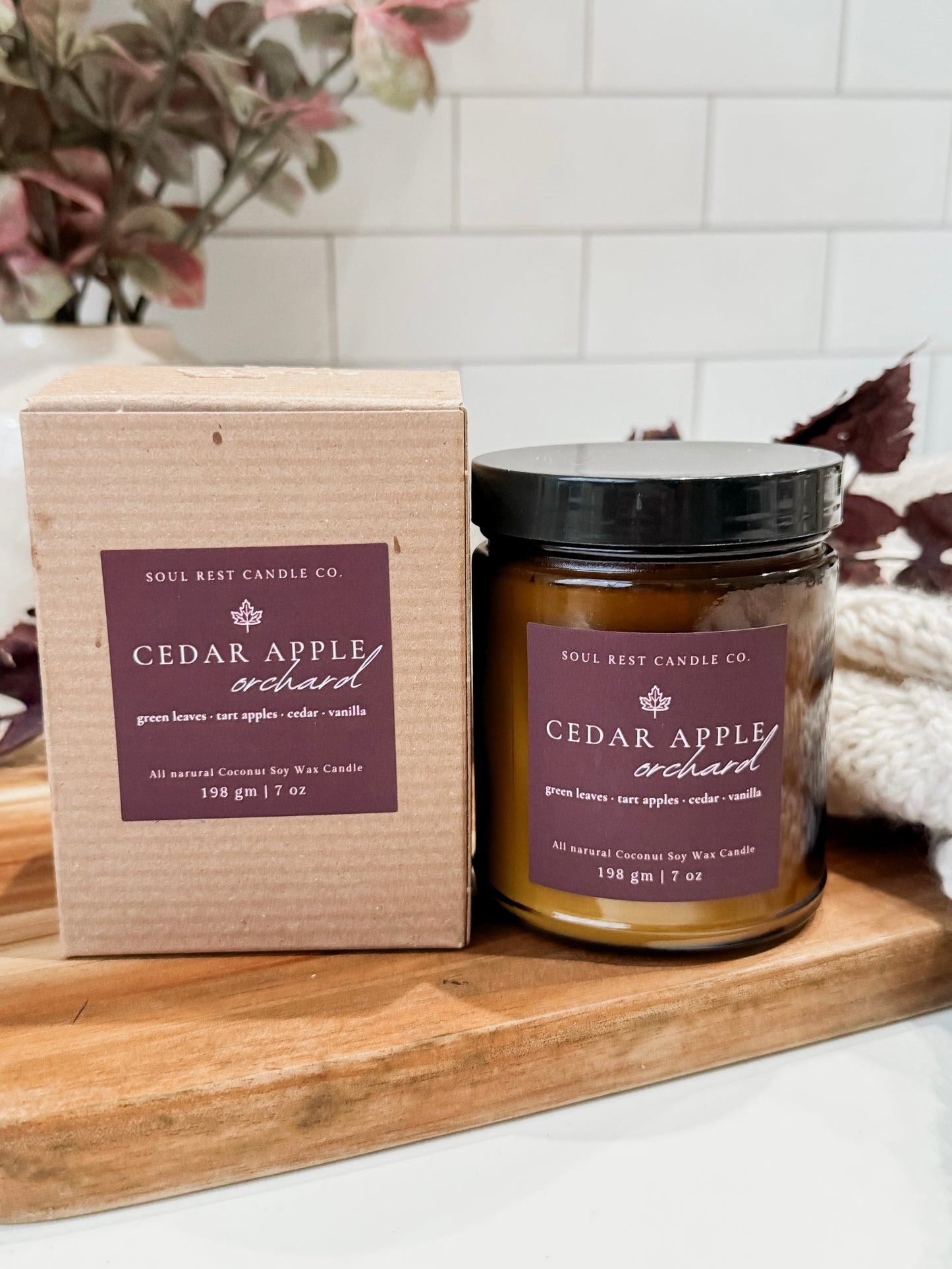 Cedar Apple Orchard 9 oz Candle