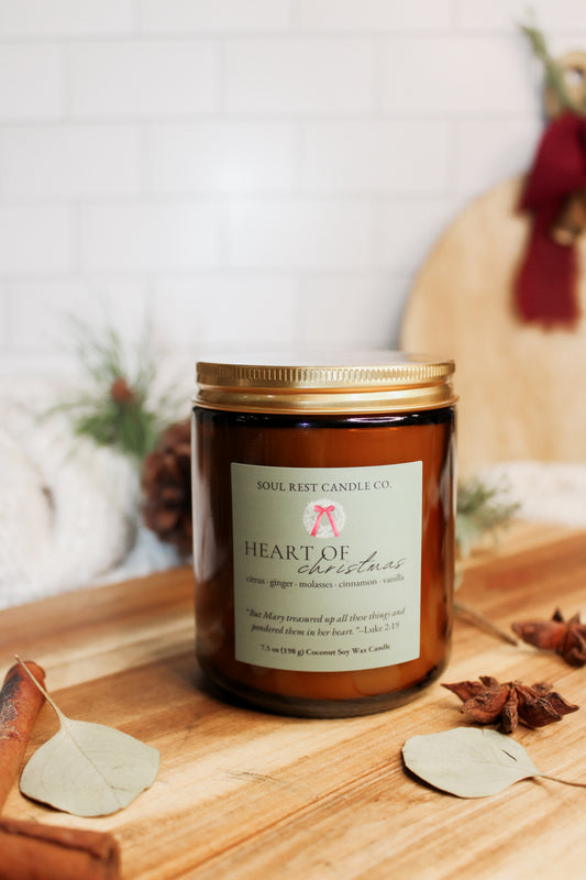 Heart of Christmas 7.5 oz Candle