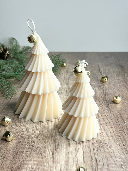 Sweeping Christmas Tree Candles