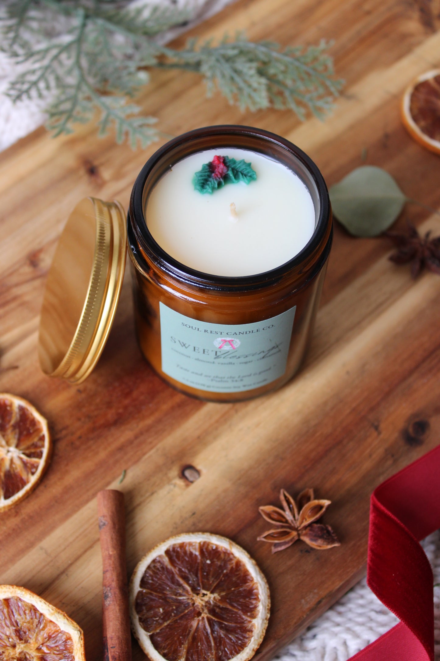 Everlasting Mistletoe 7.5 oz Candle