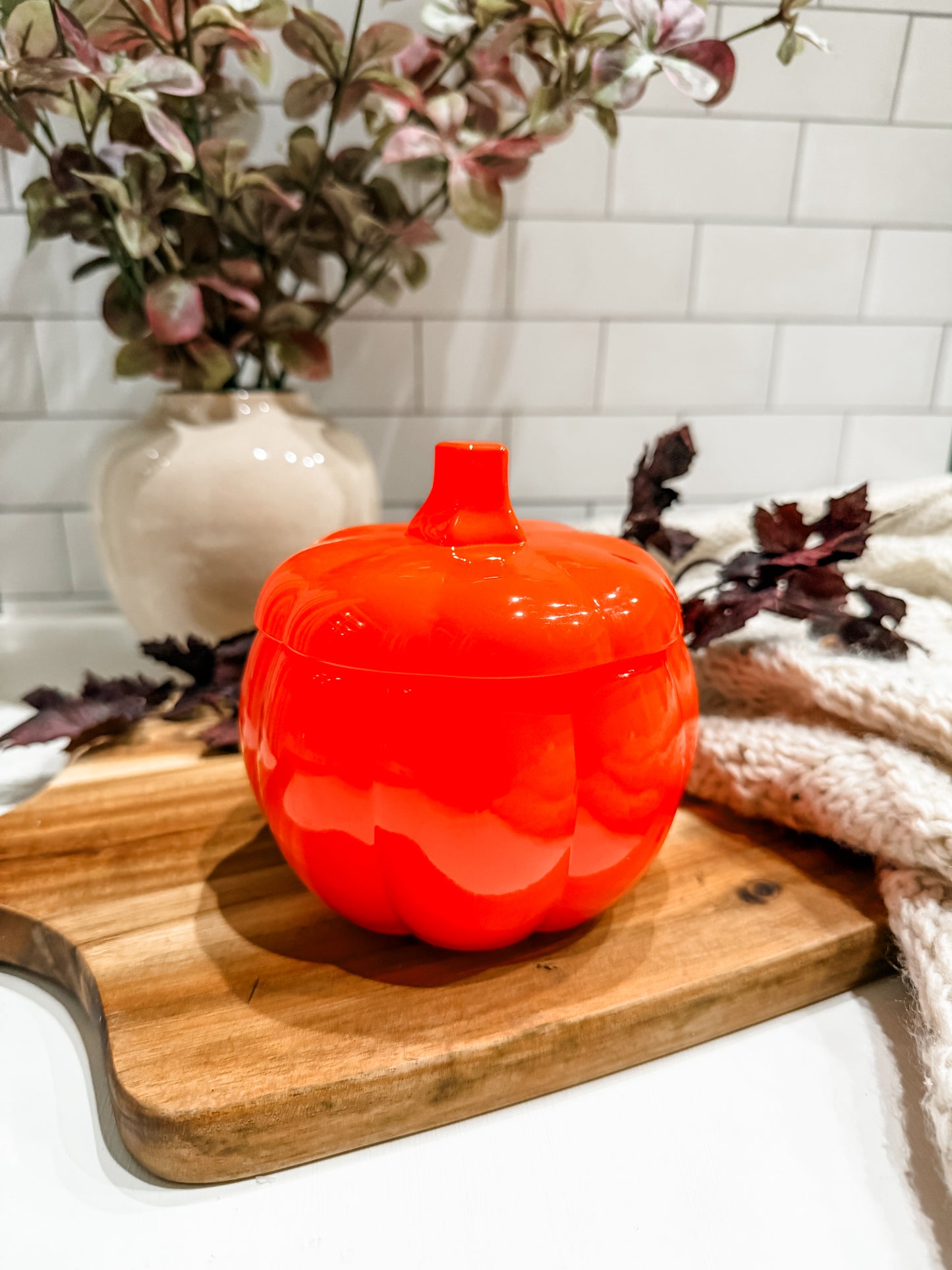 Orange Pumpkin Jar 14 oz Double-Wick Candle