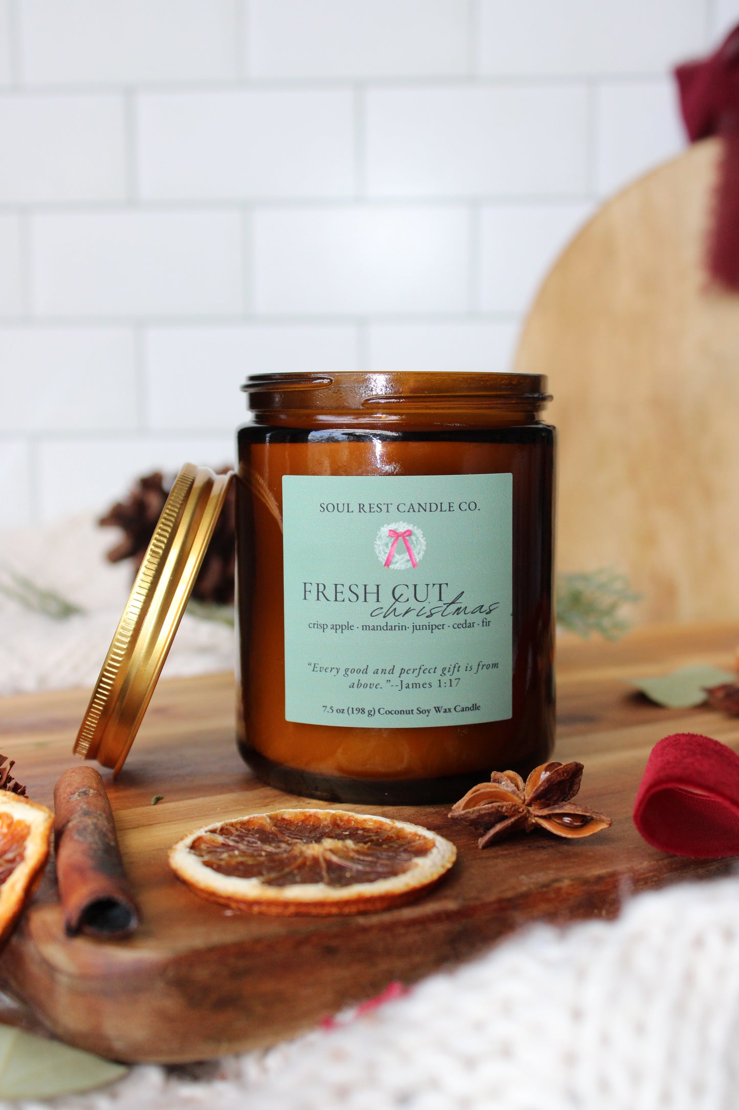 Fresh Cut Christmas 7.5 oz Candle