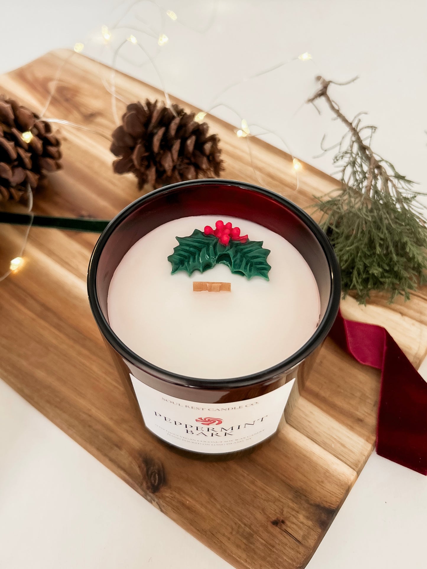 Peppermint Bark 12oz Wood Wick Candle