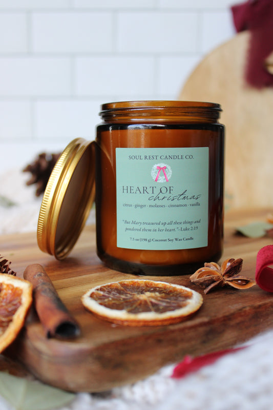 Heart of Christmas 7.5 oz Candle