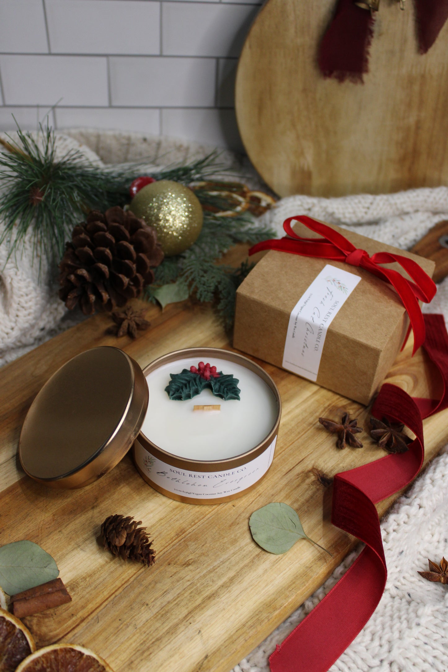 Heart of Christmas 5.5oz Tin Candle