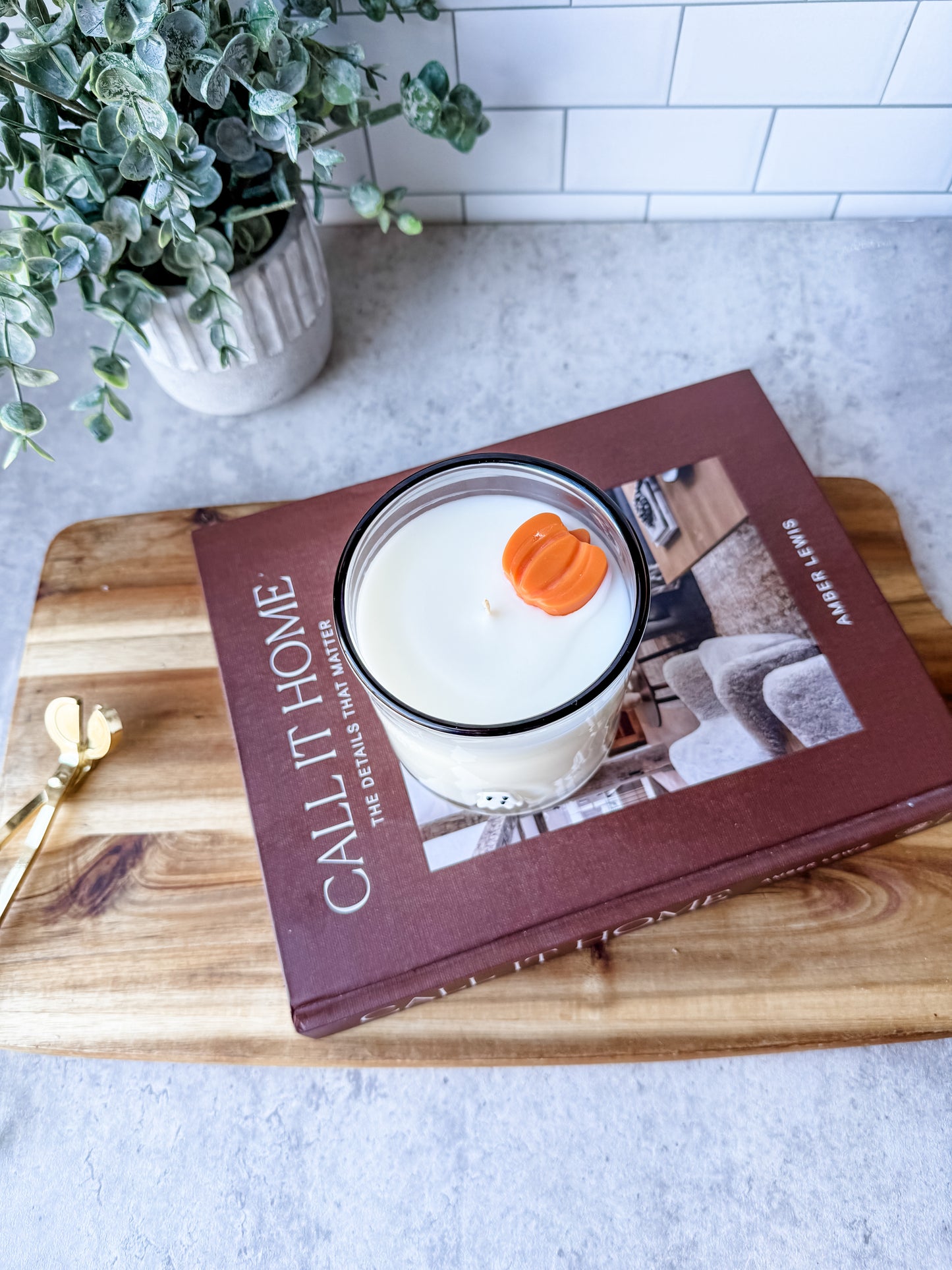 Ghost Jar Candle 12oz