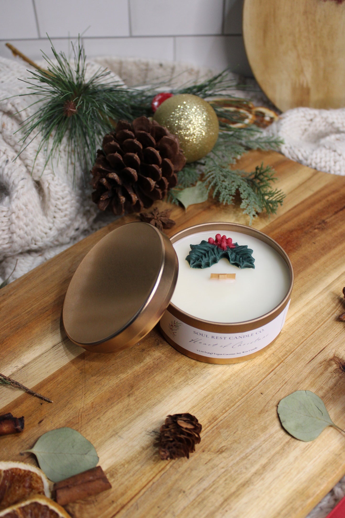 Heart of Christmas 5.5oz Tin Candle