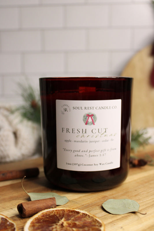 Fresh Cut Christmas 12oz Wood Wick Candle