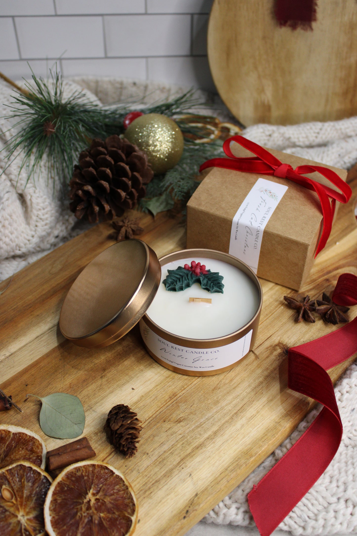 Winter Grace 5.5oz Tin Candle
