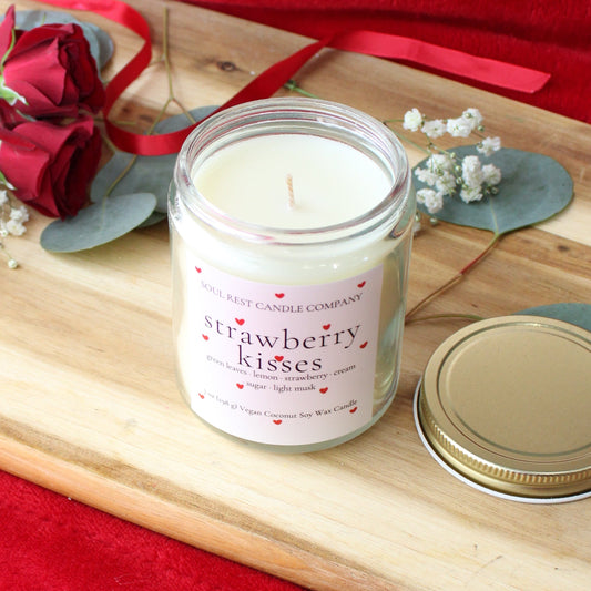 Strawberry Kisses 7 oz candle