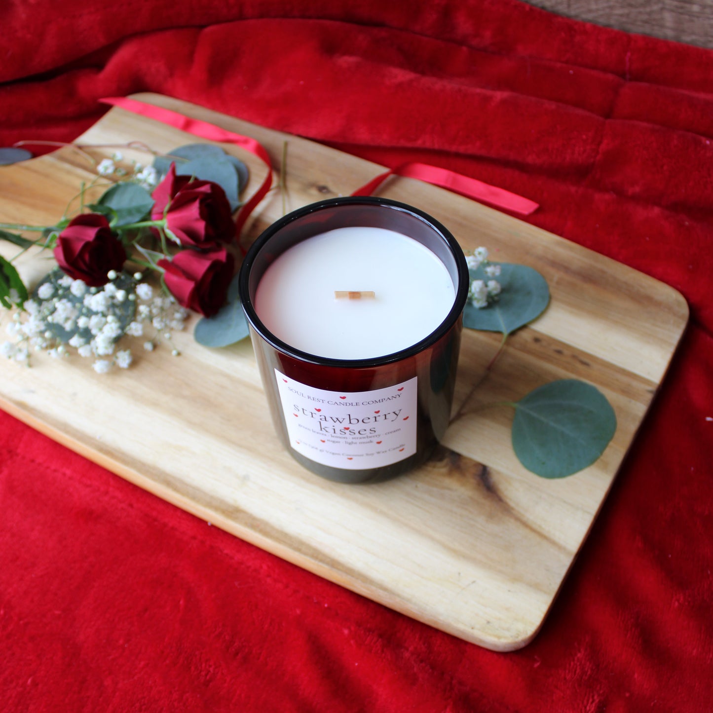 Strawberry Kisses 13 oz Wood Wick Candle