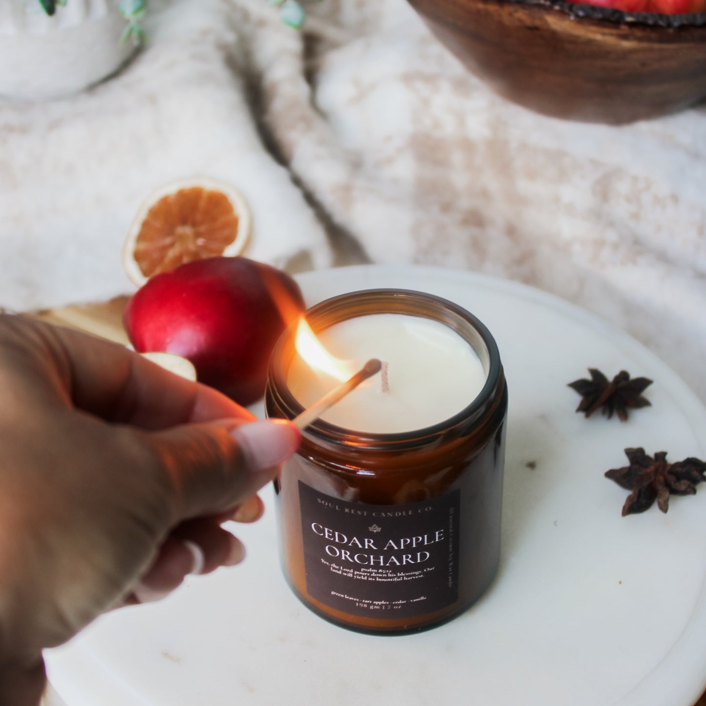 Cedar Apple Orchard | Autumn Amber 7 oz Candle
